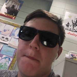 Meet your Posher, Dylan